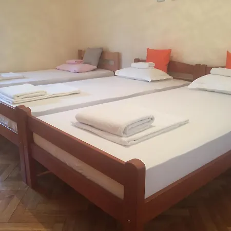 Eka * Mostar